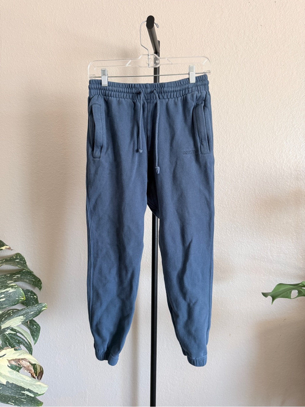 Roots XS sweatpants Navy Jogger women’s size 1